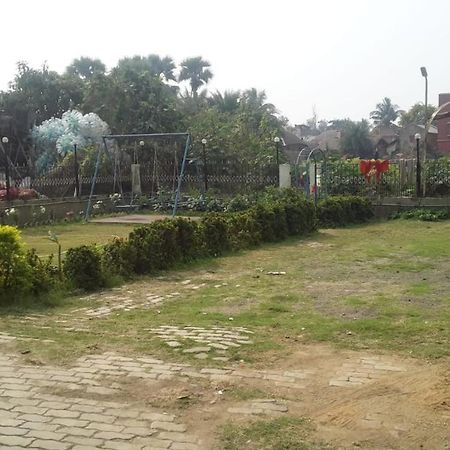 Hotel Shelter Tarapith Ngoại thất bức ảnh